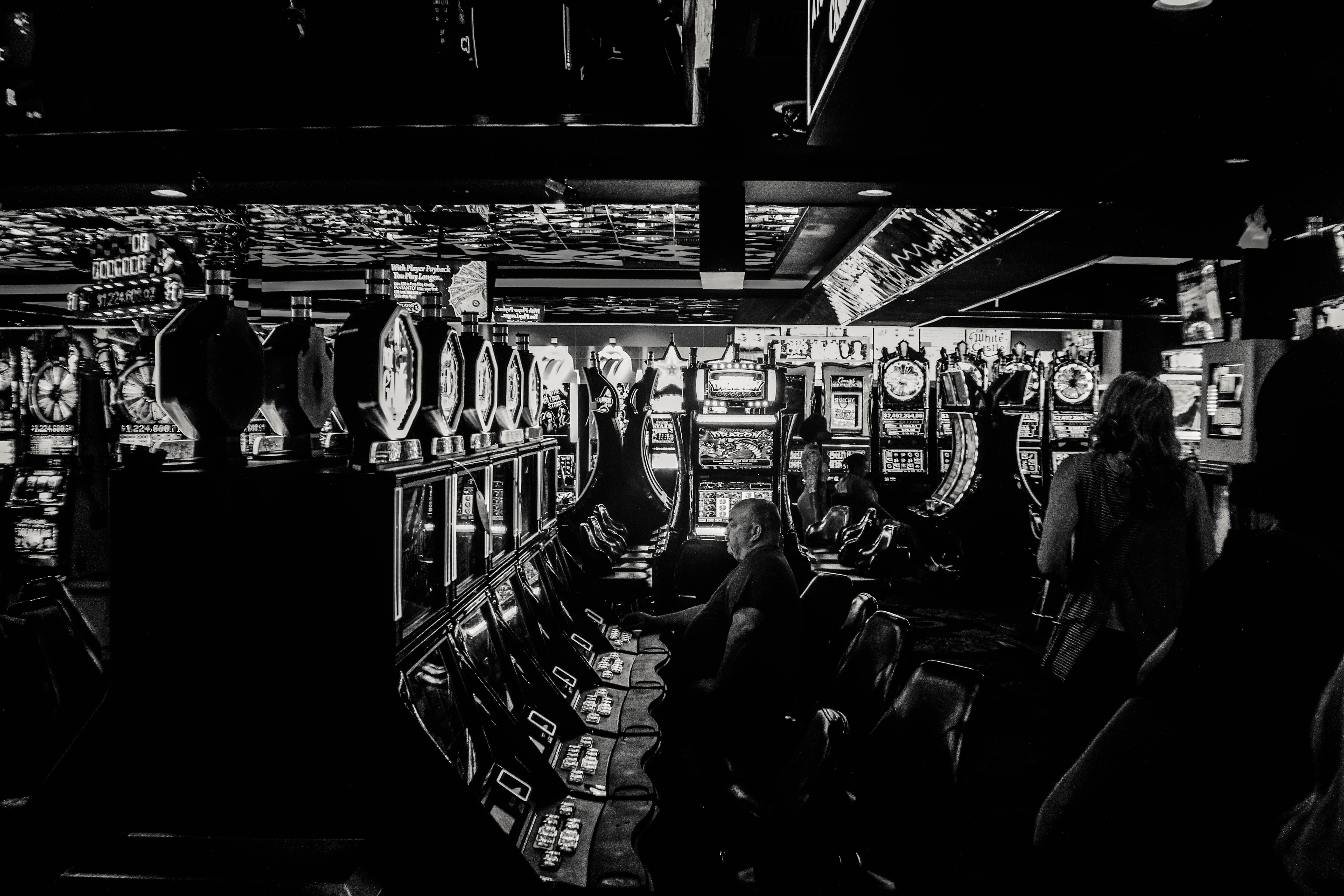 The Psychology Behind Gambling - Great Bridge Links