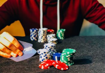How to Play Short Deck Hold 'em - great Bridge Links
