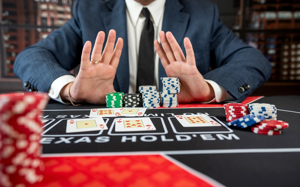 How to play Texas Hold'em