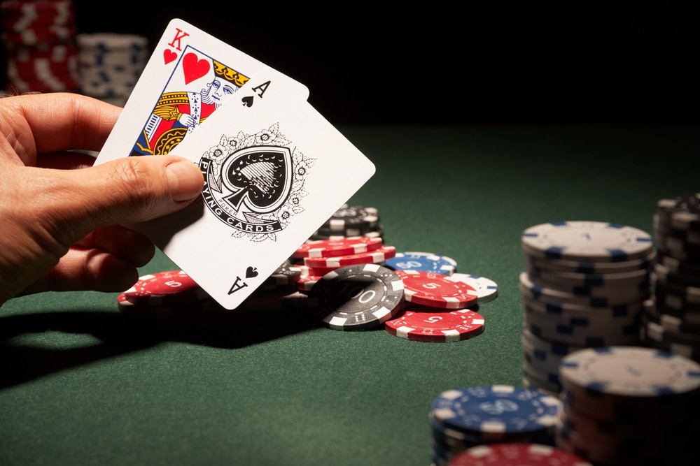 Live Dealer Blackjack vs RNG Card Games